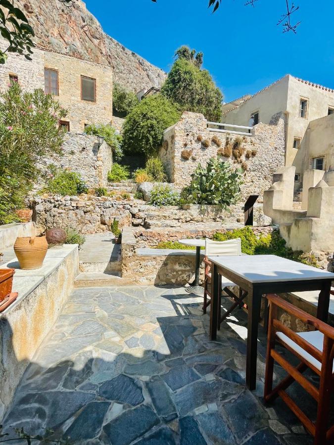 Vecchia Casa Villa โมเน็มวาซี ภายนอก รูปภาพ