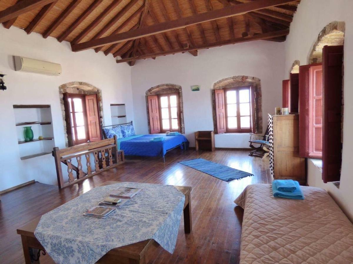 Vecchia Casa Villa โมเน็มวาซี ภายนอก รูปภาพ