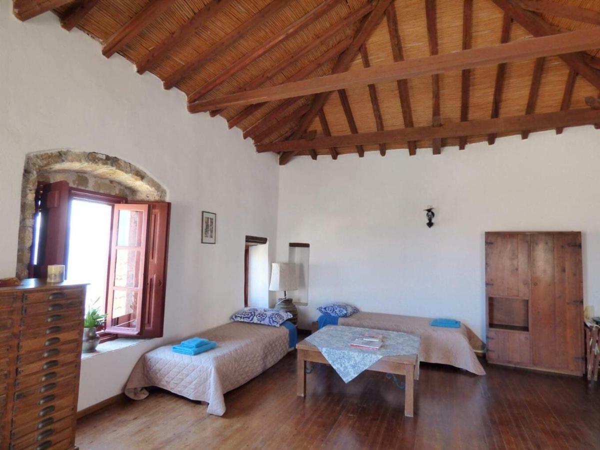 Vecchia Casa Villa โมเน็มวาซี ภายนอก รูปภาพ